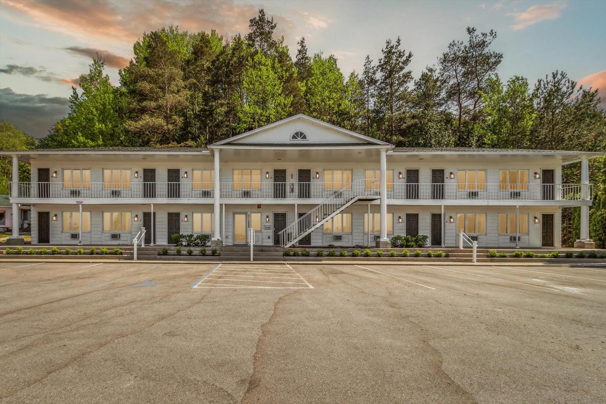 Self Check-In Lake Views Workspace 2 Queen Beds Vila Petoskey Exterior foto